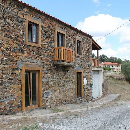 Bragança Serapicos House מראה חיצוני תמונה